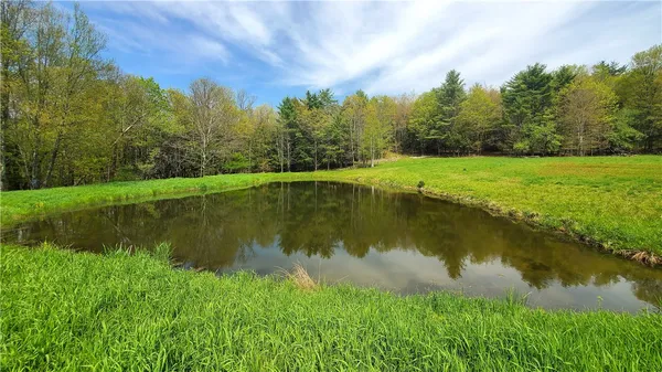 $600,000 | 205 Sullivan Road, Mount Vision, NY 13810