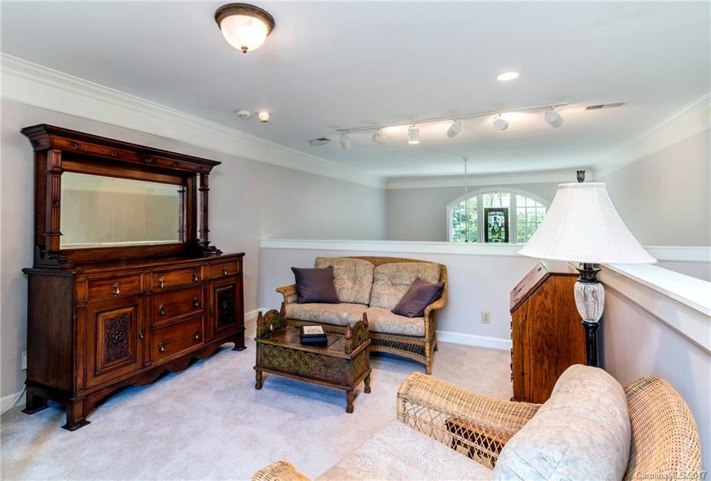 6035 Sharon Road, Unit 10 Charlotte, NC 28210 - Photo 16 of 24 Gallery Image 16