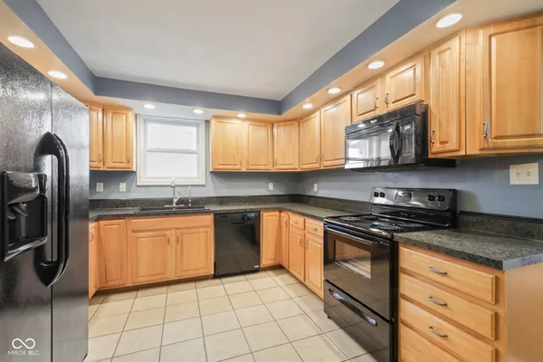 $474,900 | 7120 North 450 East, Lebanon, IN 46052