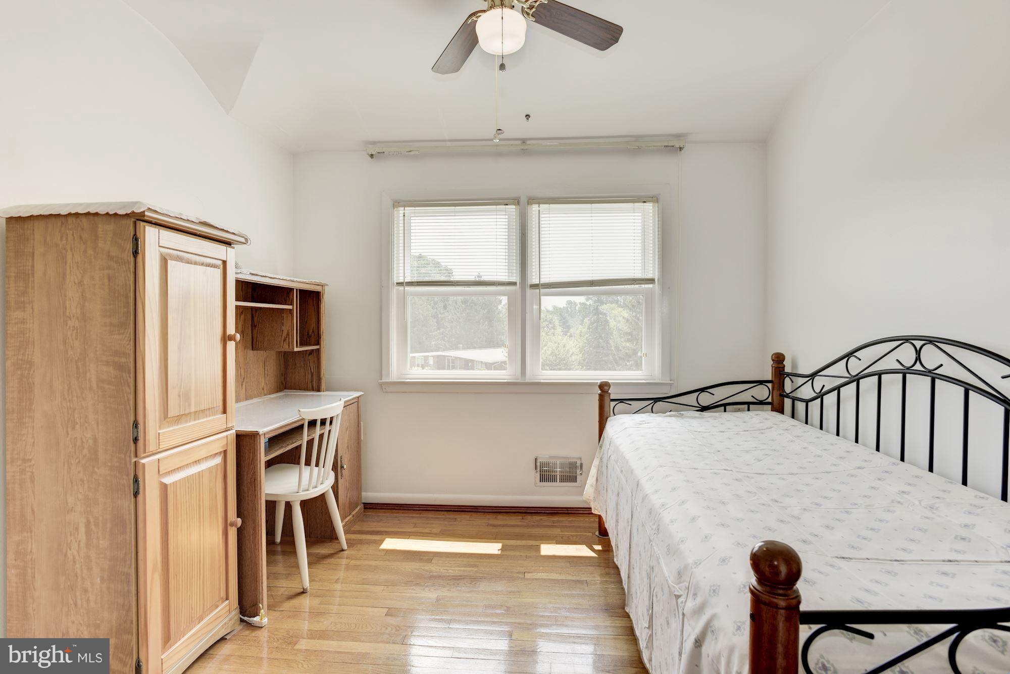 1143 Glendale Road Baltimore, MD 21239 - Photo 20 of 24 Bedroom