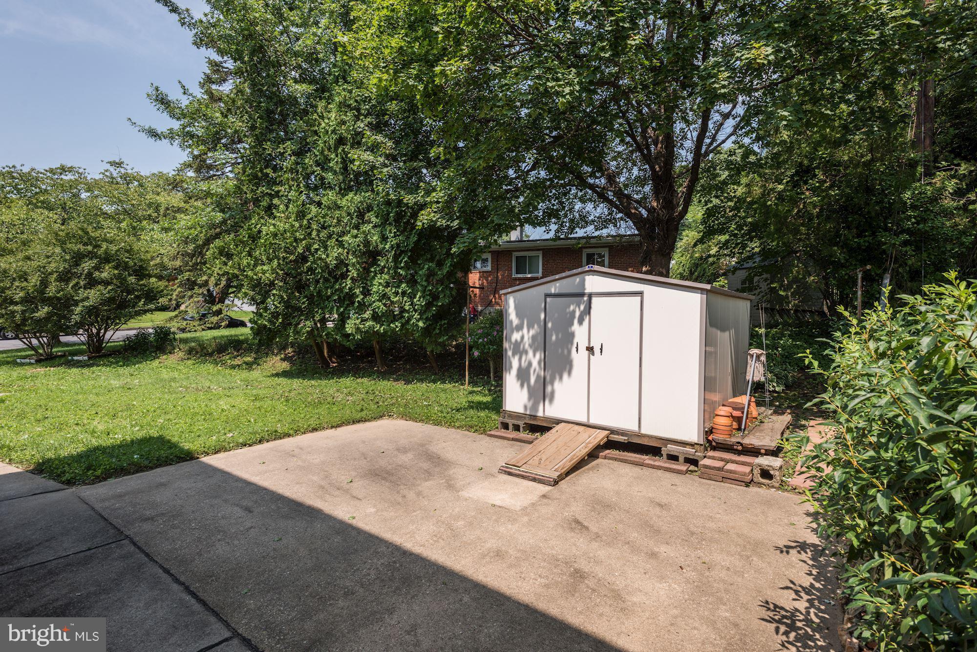1143 Glendale Road Baltimore, MD 21239 - Photo 22 of 24 Secure Storage