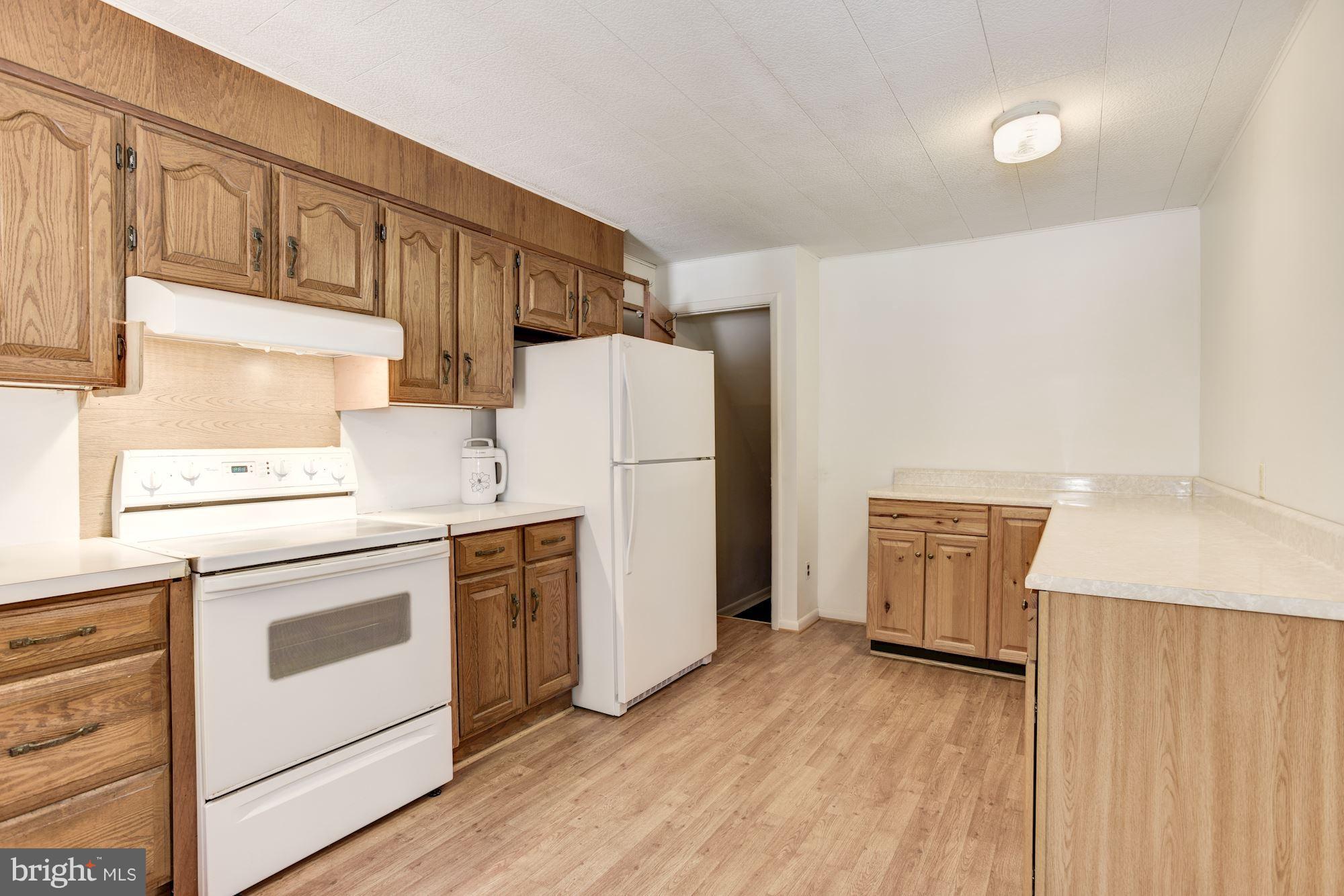 1143 Glendale Road Baltimore, MD 21239 - Photo 7 of 24 Kitchen