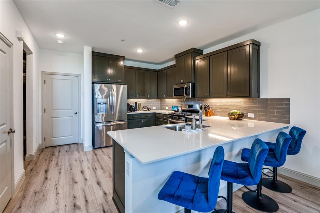 8725 Phoebe Road Frisco, TX 75035 - Photo 6 of 20 Gallery Image 6