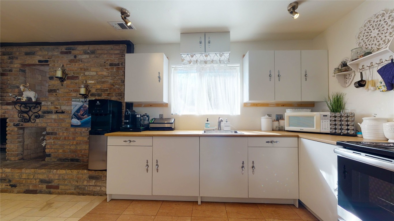 14355 Schiller Road Houston, TX 77082 - Photo 23 of 46