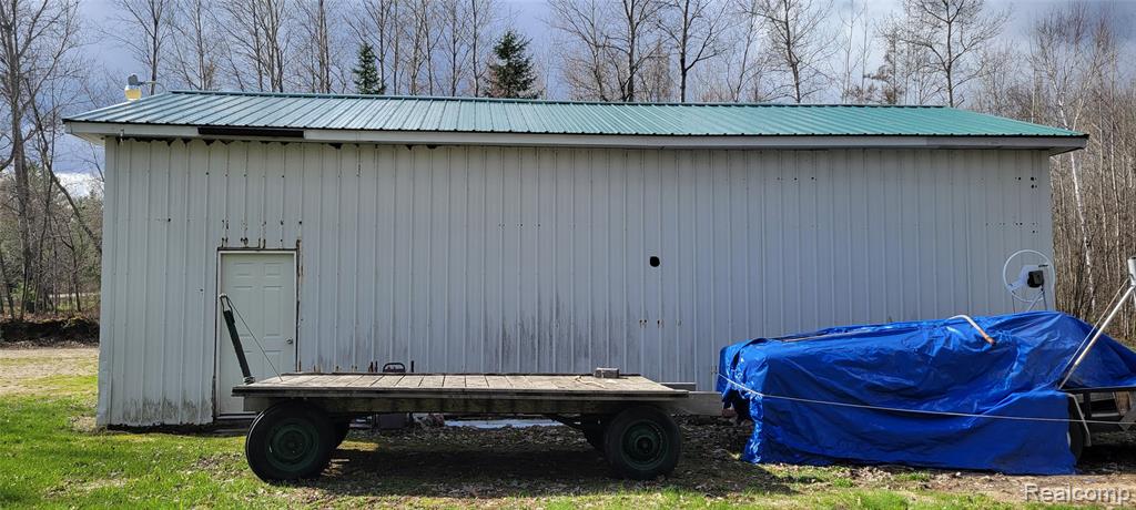2889 Mill Station Road Hale, MI 48739 - Photo 5 of 33