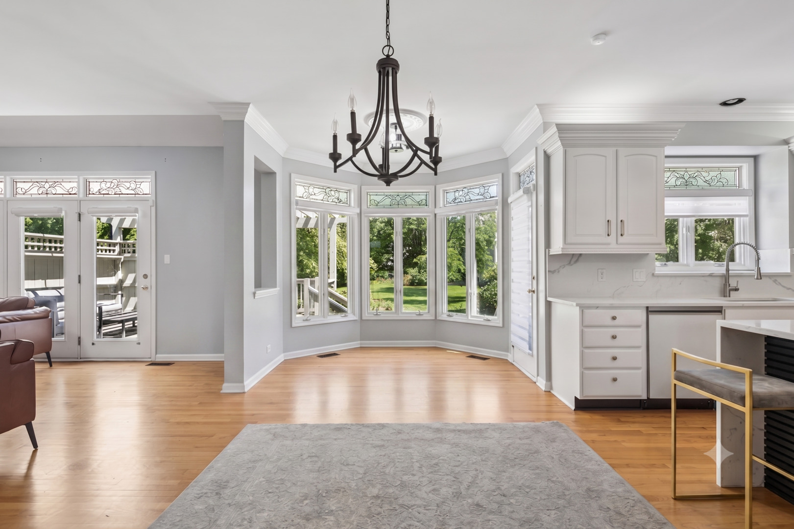 2207 Leverenz Road Naperville, IL 60564 - Photo 12 of 43