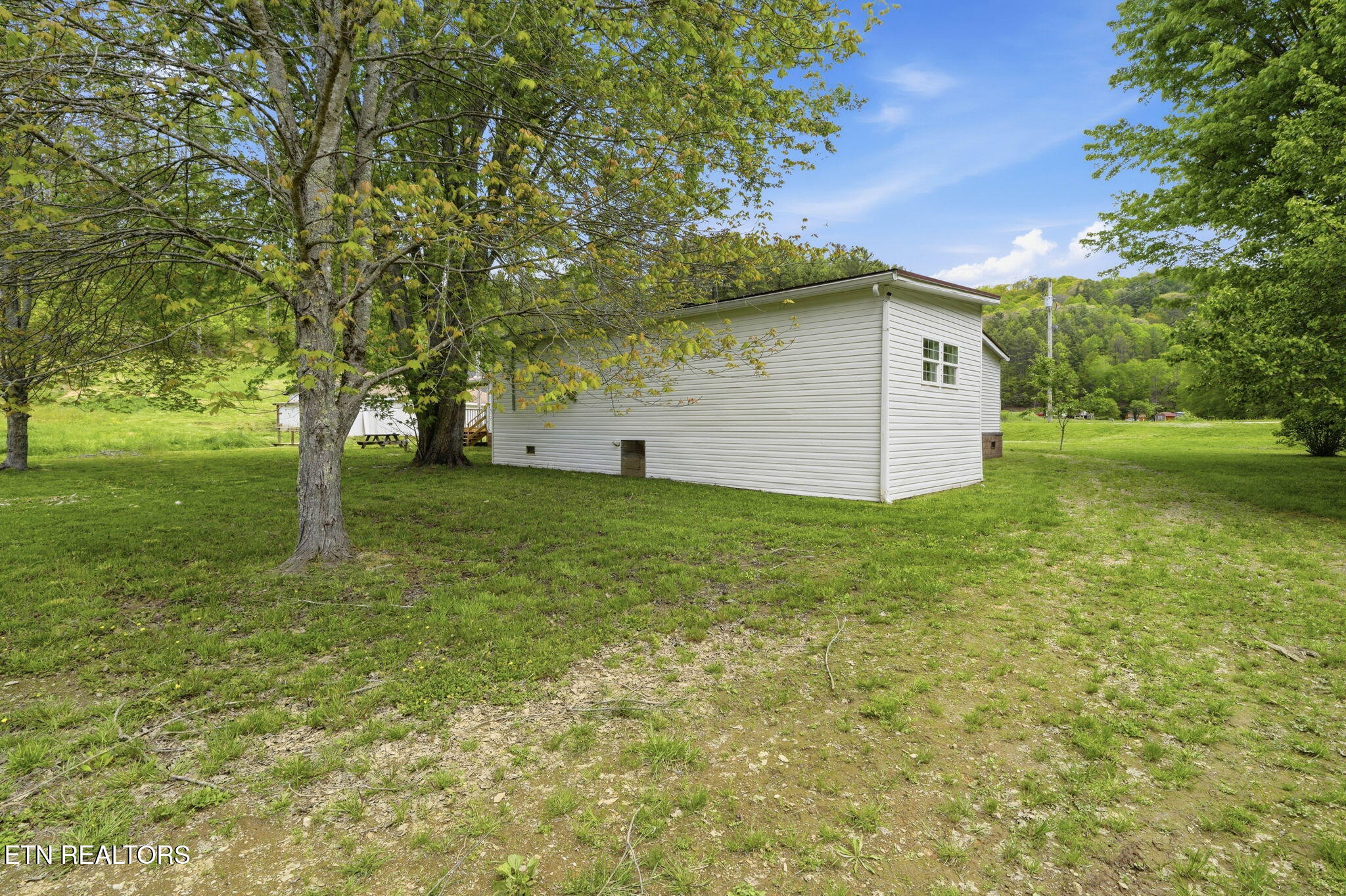 923 Hubert Taylor Road Mountain City, TN 37683 - Photo 32 of 38 28-web-or-mls-923 Hubert Taylor Rd-34