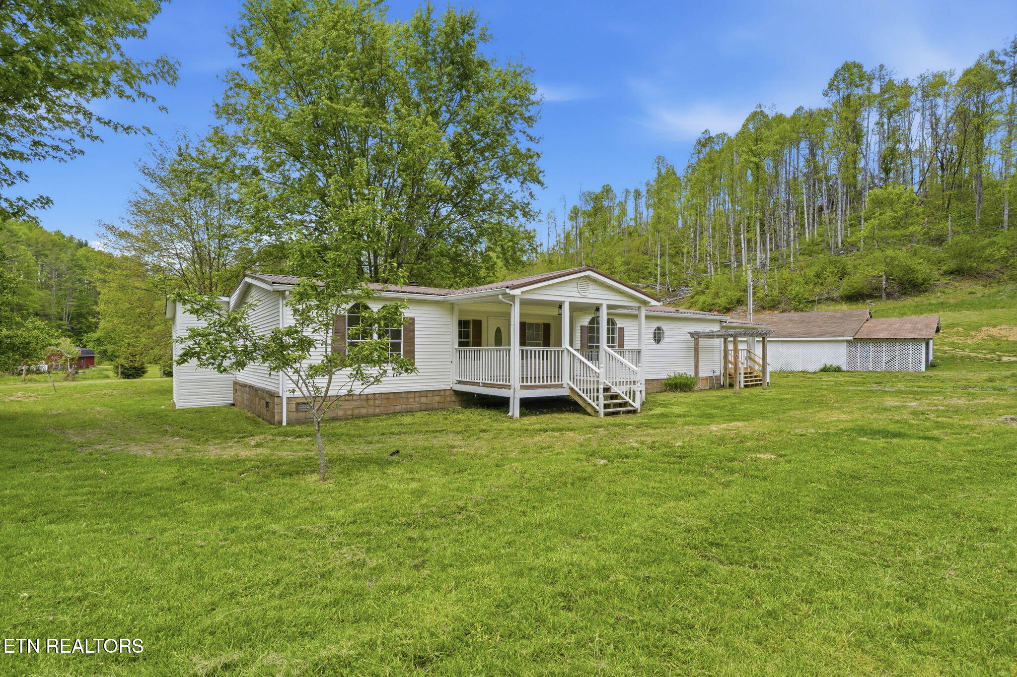 923 Hubert Taylor Road Mountain City, TN 37683 - Photo 38 of 38 33-web-or-mls-923 Hubert Taylor Rd-4