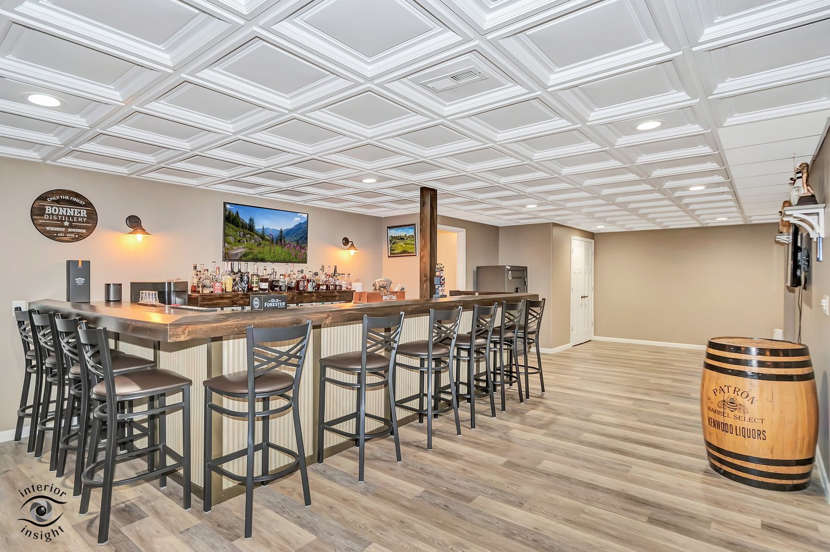 13754 Memorial Drive Manhattan, IL 60442 - Photo 30 of 37 a view of a dining room with furniture and wooden floor