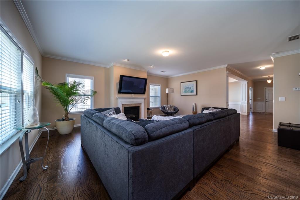 2175 Bluebell Way Tega Cay, SC 29708 - Photo 10 of 30