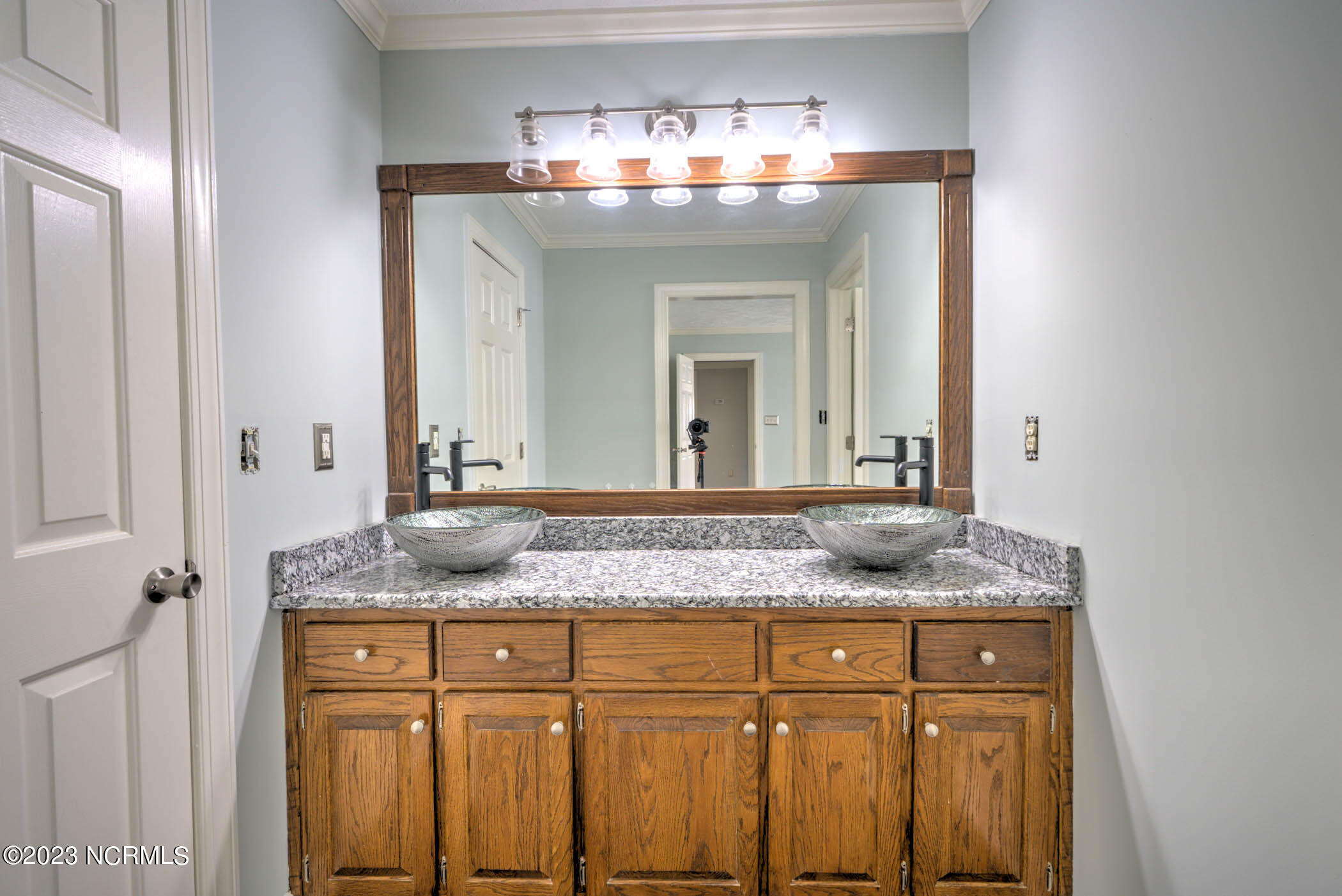 201 Lakeshore Drive Rockingham, NC 28379 - Photo 21 of 62 DSC09906_07_08_09_10