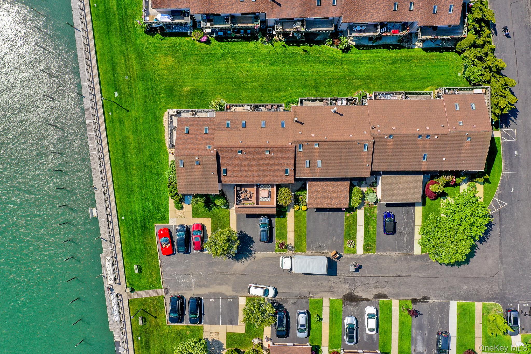 1 Anchorage Way, Unit 601 Freeport, NY 11520 - Photo 6 of 38
