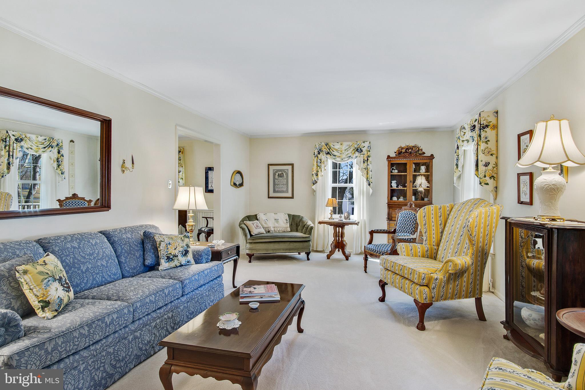 24 Middlecroft Road, Unit FAIR Elkton, MD 21921 - Photo 10 of 24 21 x 13 Living room with large windows for light