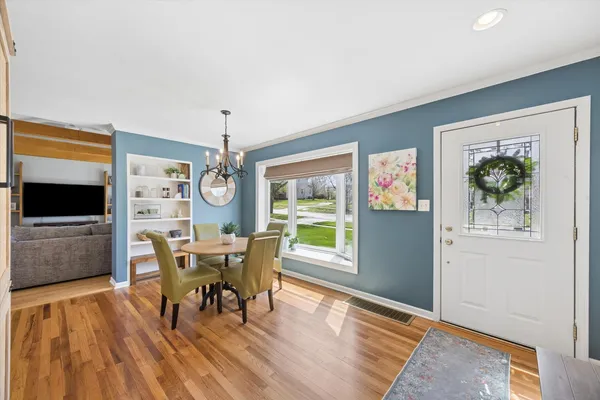 $410,000 | 626 Sherman Street, Downers Grove, IL 60515