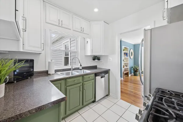 $410,000 | 626 Sherman Street, Downers Grove, IL 60515