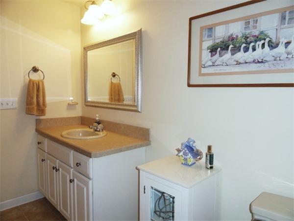 19 Old Worcester Road Charlton, MA 01507 - Photo 23 of 30