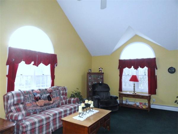 19 Old Worcester Road Charlton, MA 01507 - Photo 6 of 30