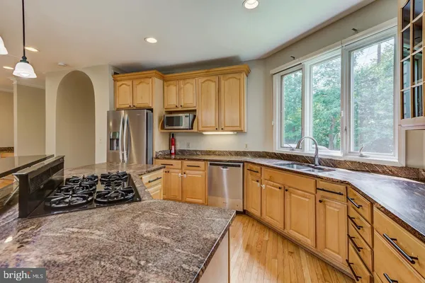 $7,600 | 18 Nantucket Court, Potomac, MD 20854