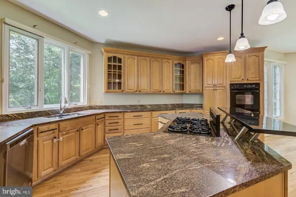 $7,600 | 18 Nantucket Court, Potomac, MD 20854