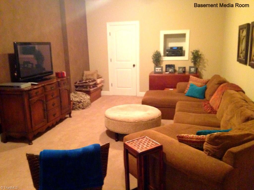 5820 Elkton Drive Oak Ridge, NC 27310 - Photo 7 of 16
