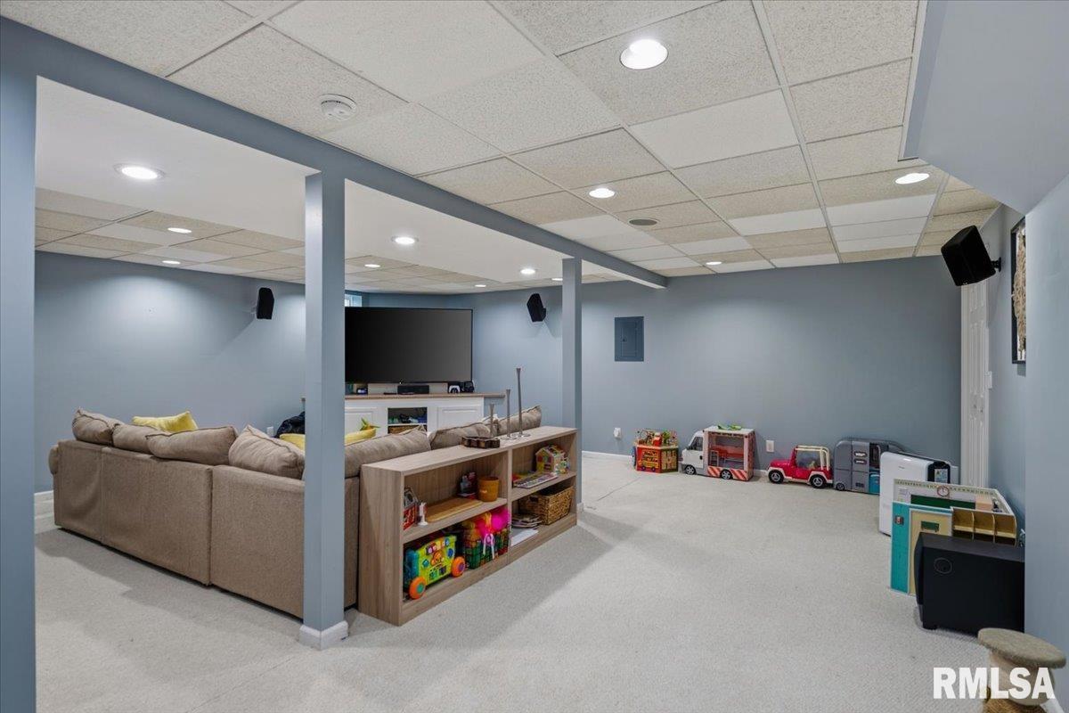 3717 Viking Boulevard Springfield, IL 62712 - Photo 30 of 40 Gallery Image 30