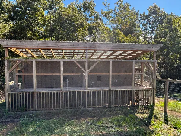 $699,900 | 3128 Browns Trace Road, South Pittsburg, TN 37380