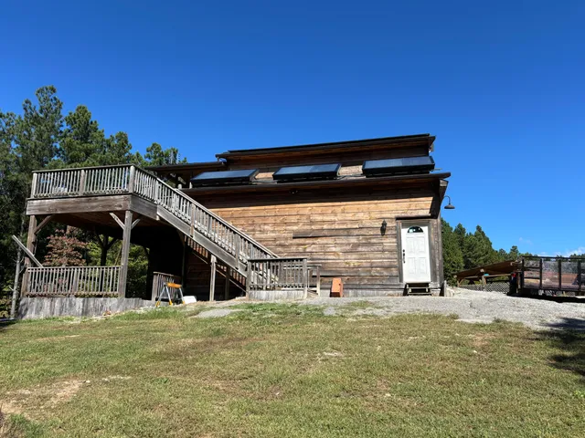 $699,900 | 3128 Browns Trace Road, South Pittsburg, TN 37380