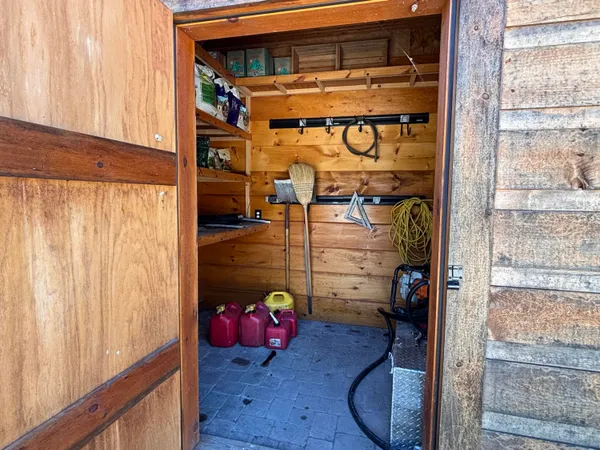 $699,900 | 3128 Browns Trace Road, South Pittsburg, TN 37380