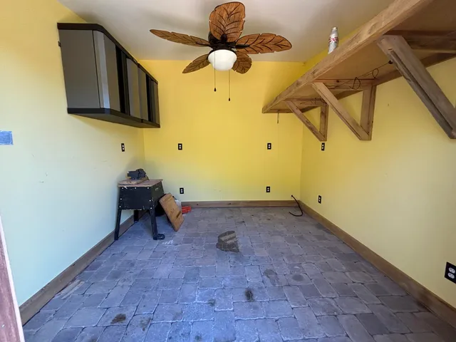 $699,900 | 3128 Browns Trace Road, South Pittsburg, TN 37380