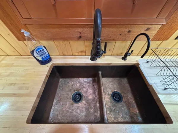 $699,900 | 3128 Browns Trace Road, South Pittsburg, TN 37380