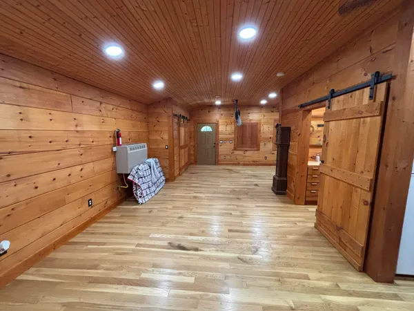 $699,900 | 3128 Browns Trace Road, South Pittsburg, TN 37380