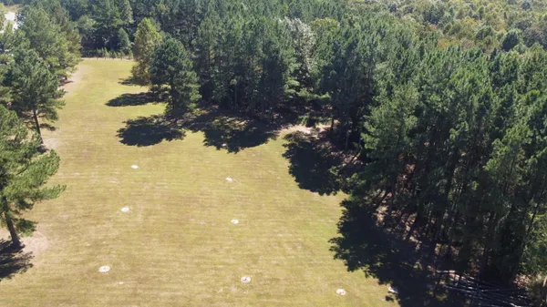 $699,900 | 3128 Browns Trace Road, South Pittsburg, TN 37380