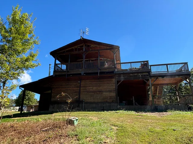 $699,900 | 3128 Browns Trace Road, South Pittsburg, TN 37380