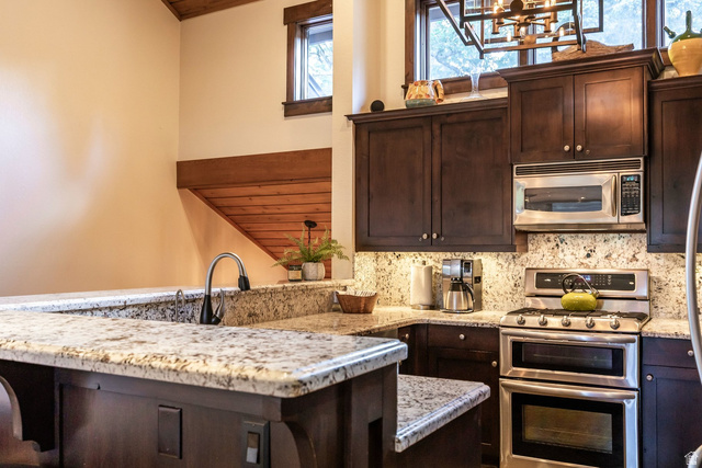 7992 Ridgepoint Drive, Unit 126 Park City, UT 84060 - Photo 19 of 47