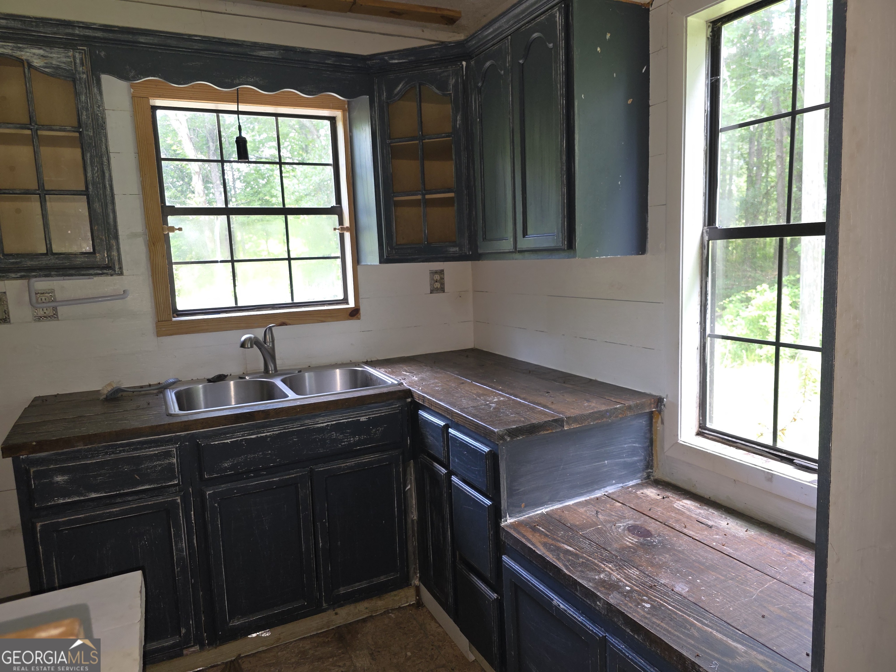 1347 Windom Road Tallapoosa, GA 30176 - Photo 4 of 27