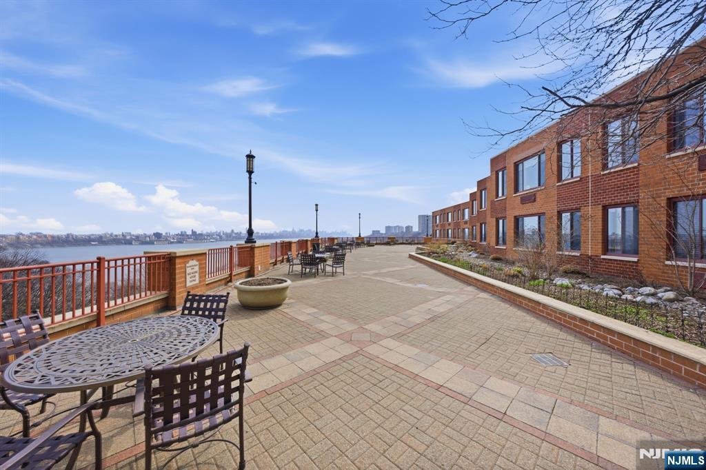 100 Old Palisade Road, Unit 2313 Fort Lee, NJ 07024 - Photo 7 of 12