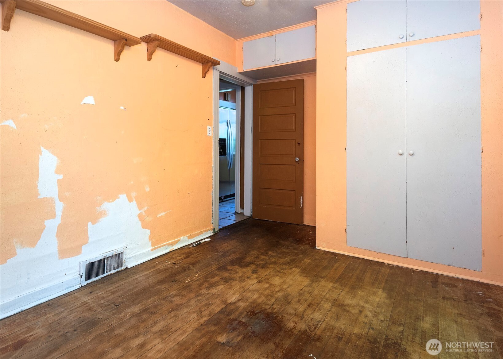 2214 North 60th Street Seattle, WA 98103 - Photo 12 of 22 a view of a bathroom