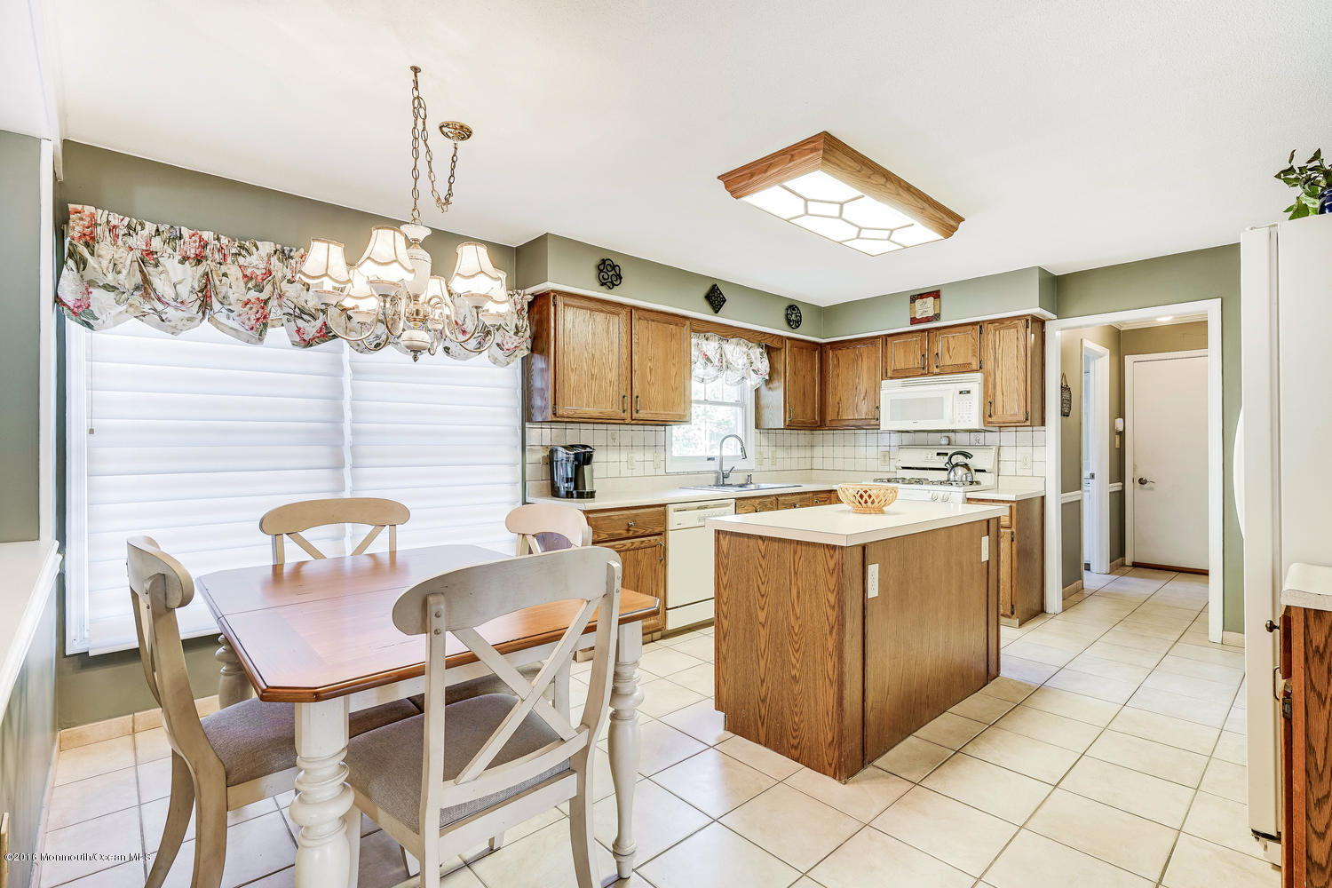 14 Hickory Hill Road Jackson, NJ 08527 - Photo 11 of 44 14 Hickory Hill Rd Jackson NJ-large-021-