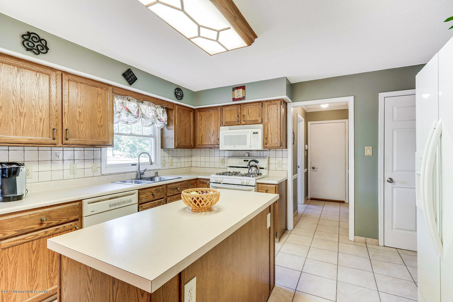 14 Hickory Hill Road Jackson, NJ 08527 - Photo 17 of 44 14 Hickory Hill Rd Jackson NJ-large-026-