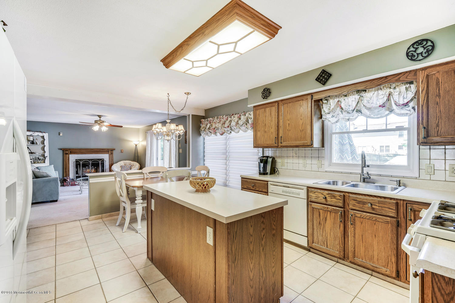 14 Hickory Hill Road Jackson, NJ 08527 - Photo 18 of 44 14 Hickory Hill Rd Jackson NJ-large-027-