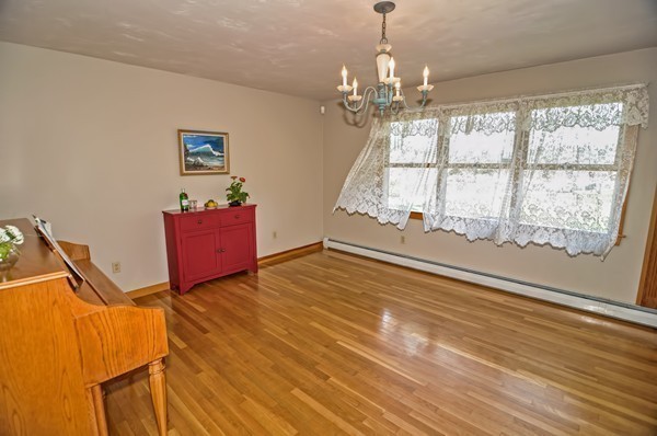 194 Acushnet Road Mattapoisett, MA 02739 - Photo 19 of 28 Gallery Image 19