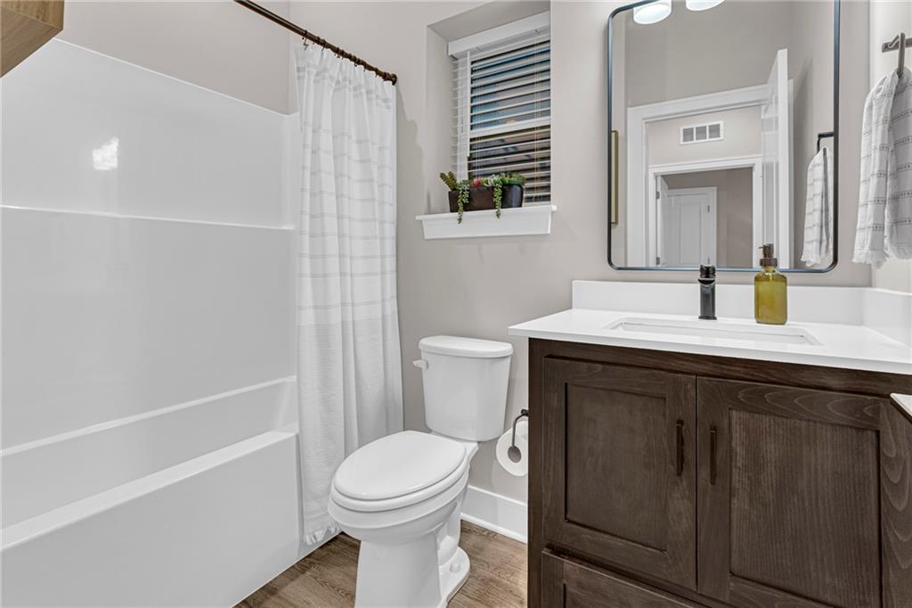 5826 Hunter Court Raytown, MO 64133 - Photo 29 of 42