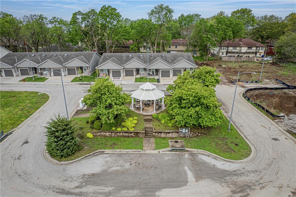 5826 Hunter Court Raytown, MO 64133 - Photo 41 of 42