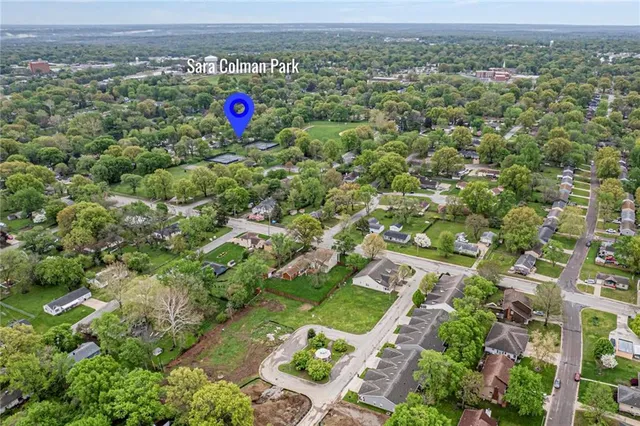 $250,000 | 5826 Hunter Court, Raytown, MO 64133