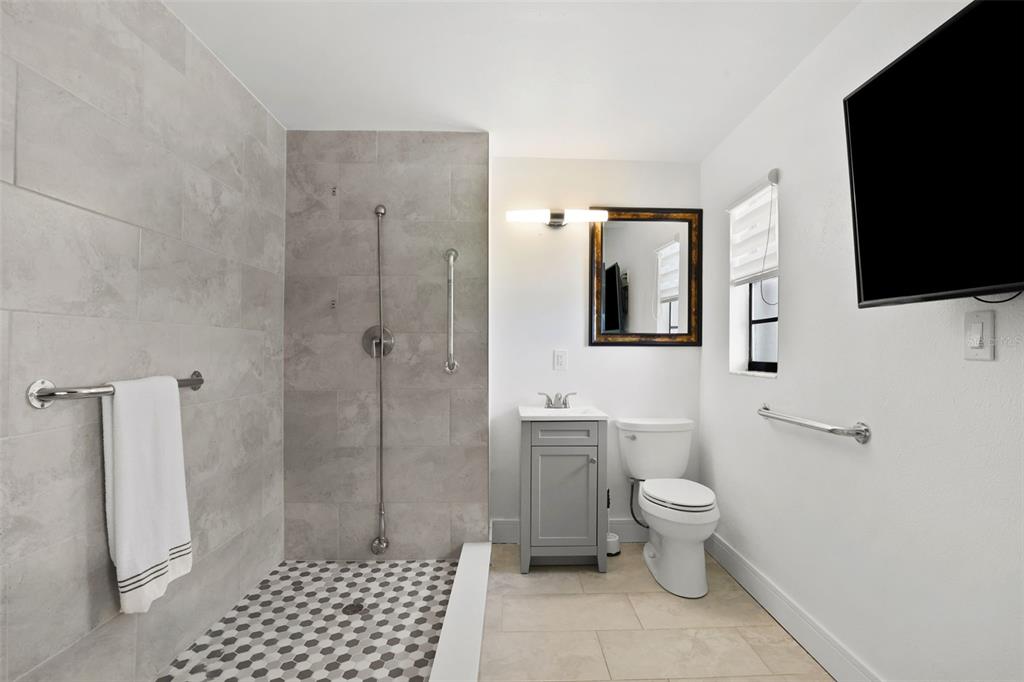 25 Sandpiper Road Tampa, FL 33609 - Photo 44 of 82