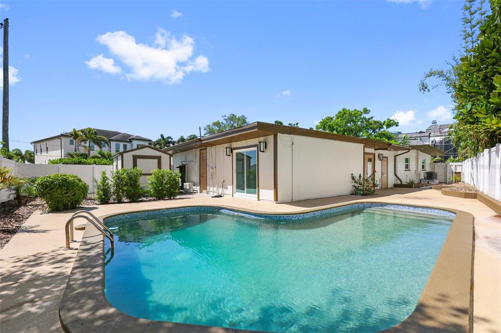 25 Sandpiper Road Tampa, FL 33609 - Photo 52 of 82
