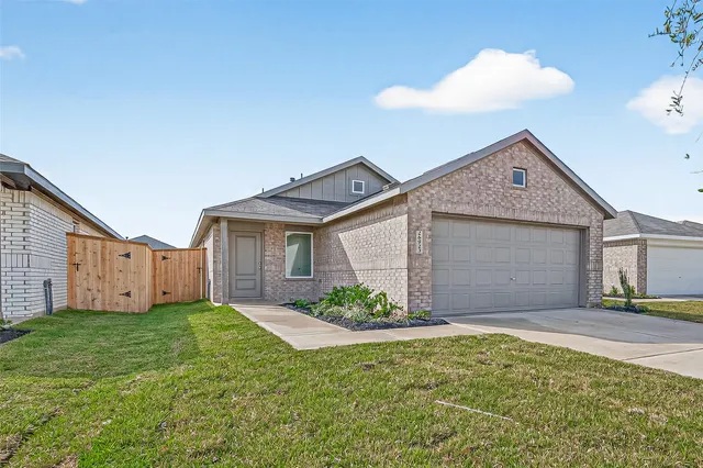 $2,000 | 26923 Dalmatian Bellflower Drive, Katy, TX 77493