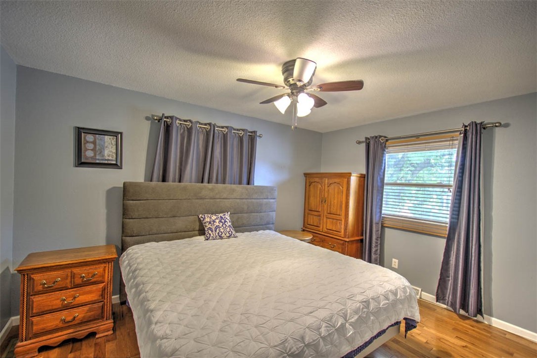 4125 Newcastle Drive Decatur, IL 62526 - Photo 12 of 27