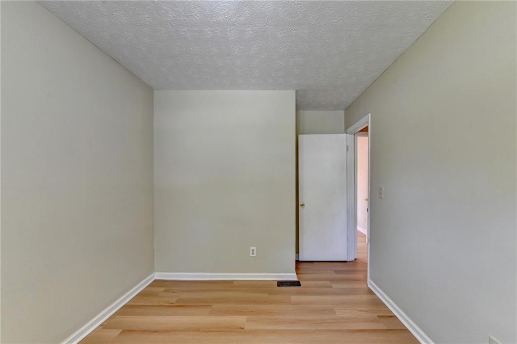 2484 Rhoanoke Drive Duluth, GA 30096 - Photo 19 of 43