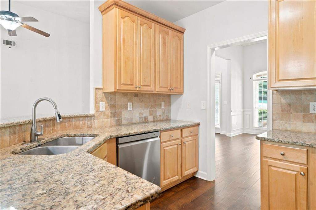 8876 Camp Tree Court Winston, GA 30187 - Photo 12 of 45